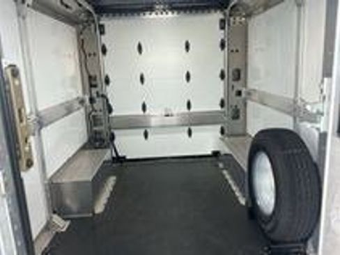 Used 2024 Chevrolet Brightdrop 400 w/ Commercial Equipment Package AWD/4WD image 9