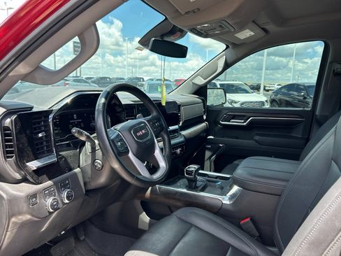 Used 2024 GMC Sierra 1500 SLT w/ SLT Premium Plus Package AWD/4WD image 14