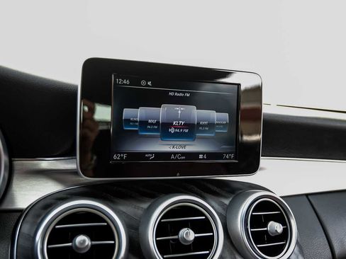 Used 2018 Mercedes-Benz C 300 Cabriolet image 28