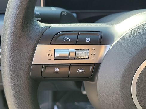 Used 2025 Hyundai Sonata SE FWD image 21