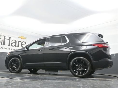 Used 2020 Chevrolet Traverse LT image 57