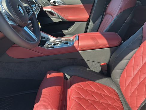 New 2026 BMW X6 xDrive40i w/ Climate Comfort Package image 10