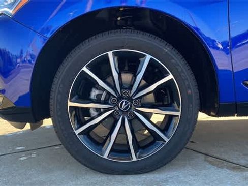 Used 2025 Acura RDX A-Spec image 9