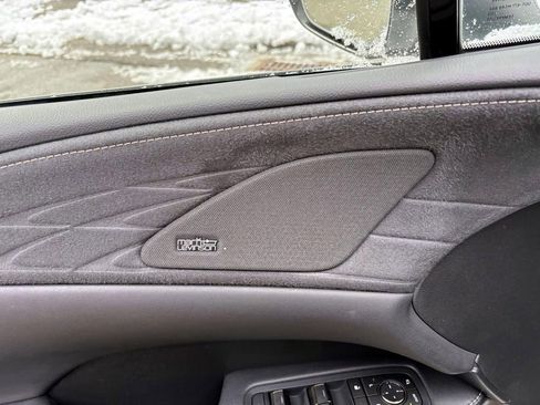 Used 2024 Lexus RX 500h F Sport image 12