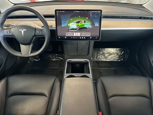 Used 2023 Tesla Model 3 Standard Range image 15