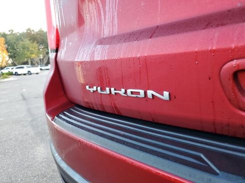 Used 2024 GMC Yukon XL AT4 w/ Technology Package image 7