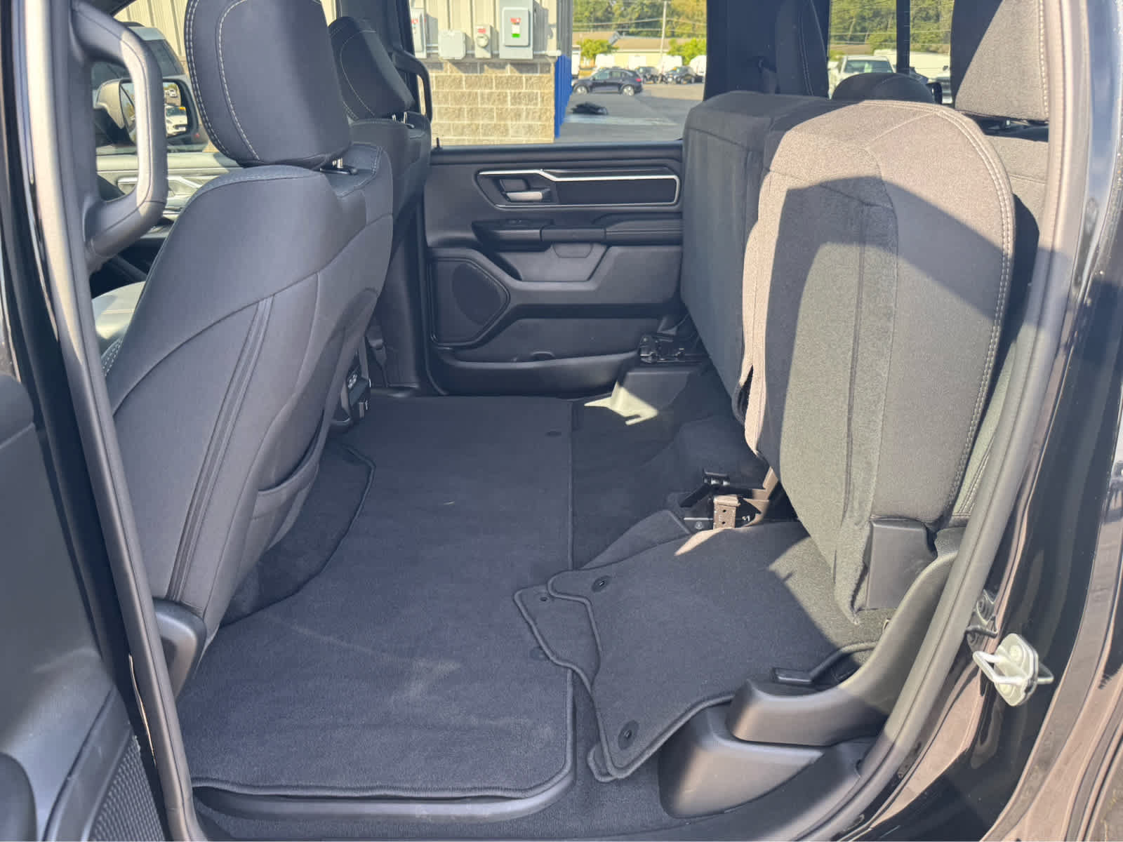 Used 2025 RAM 1500 Big Horn AWD/4WD image 15