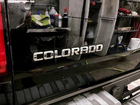 Used 2016 Chevrolet Colorado LT w/ LT Convenience Package image 9