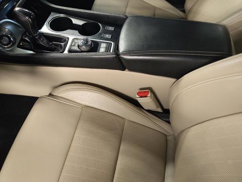 Used 2021 Nissan Maxima 3.5 SV w/ Floor Mat Group image 26