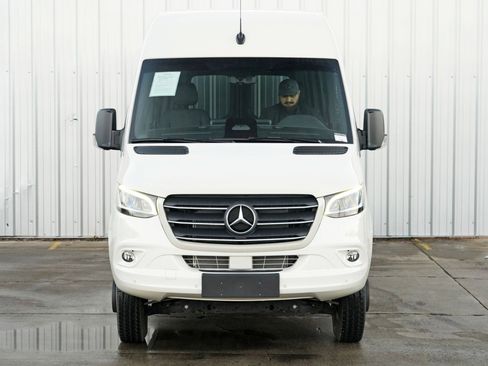 Used 2025 Mercedes-Benz Sprinter 3500 w/ Charging Package, Dashboard image 43