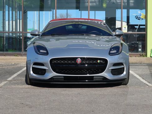 Used 2020 Jaguar F-TYPE R image 2