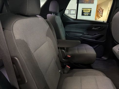 Certified 2023 Chevrolet Traverse LT FWD image 25