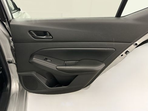 Used 2024 Nissan Altima 2.5 SV image 30