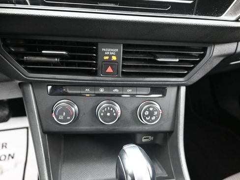 Used 2019 Volkswagen Jetta S FWD image 13