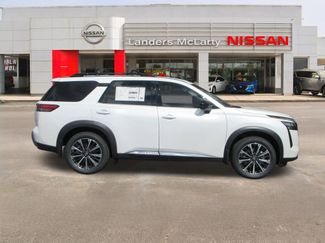 New 2026 Nissan Pathfinder Platinum w/ Cargo Package FWD video 2