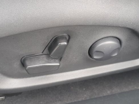 Used 2024 Jeep Compass Trailhawk w/ Trailhawk Elite Group image 6