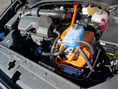 Used 2023 Hyundai Santa Fe SEL Convenience image 29