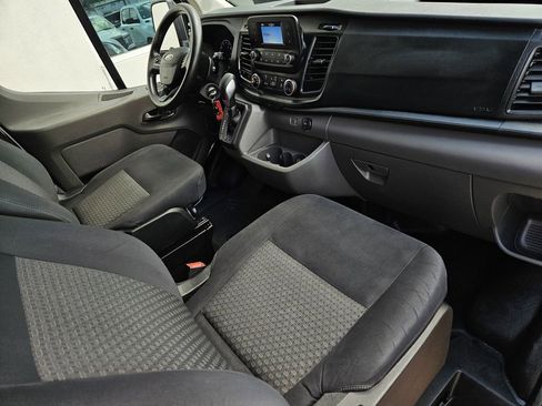Used 2024 Ford Transit 250 Low Roof w/ Exterior Upgrade Package RWD image 8