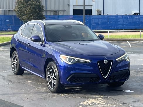 Used 2021 Alfa Romeo Stelvio Ti AWD/4WD image 3
