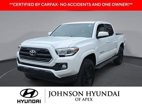 Used 2016 Toyota Tacoma SR5 w/ Towing Package image 1