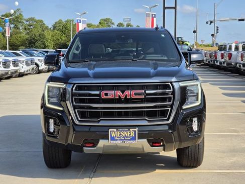 Used 2023 GMC Yukon AT4 w/ AT4 Premium Plus Package AWD/4WD image 2