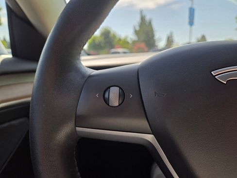Used 2022 Tesla Model 3 Long Range AWD/4WD image 24