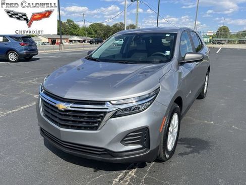 Certified 2024 Chevrolet Equinox LS w/ LS Convenience Package FWD image 1