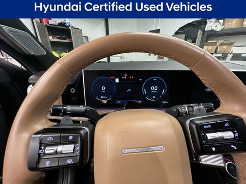 Used 2024 Hyundai Santa Fe Limited image 21