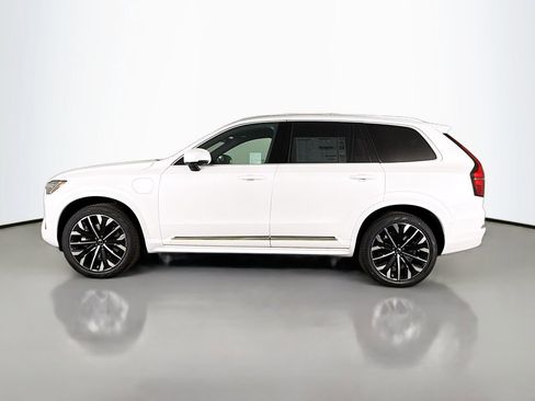 New 2026 Volvo XC90 T8 Ultra w/ Protection Package AWD/4WD image 4