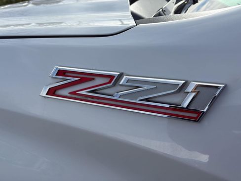 Used 2022 Chevrolet Silverado 1500 LTZ w/ LTZ Premium Package image 9