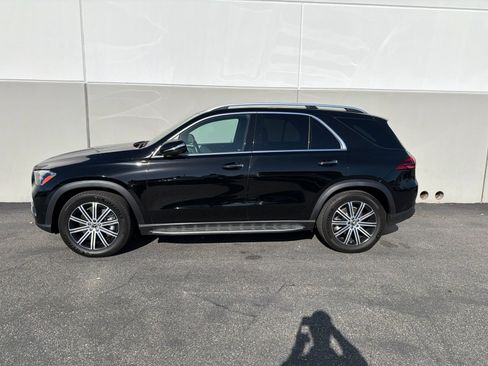 Used 2025 Mercedes-Benz GLE 450 4MATIC image 2
