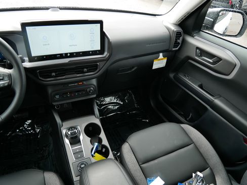 Used 2025 Ford Bronco Sport Big Bend w/ Convenience Package image 11