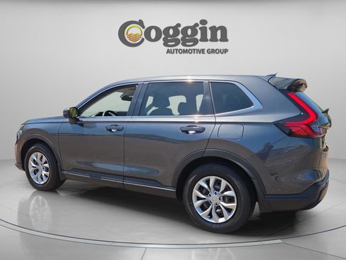 Used 2024 Honda CR-V LX image 3