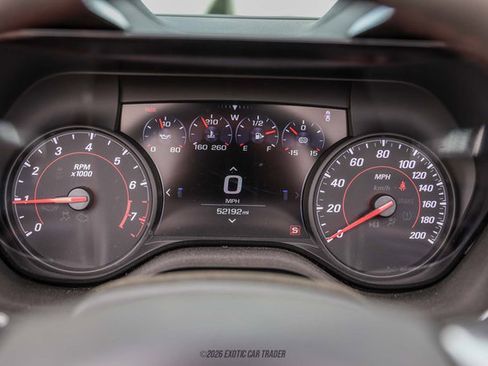 Used 2019 Chevrolet Camaro ZL1 RWD image 27