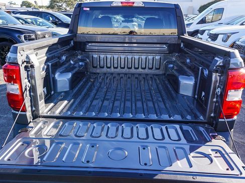 New 2025 Ford Maverick XL image 22