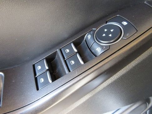 Certified 2020 Ford Explorer XLT w/ Equipment Group 202A image 10