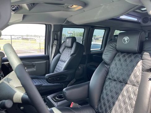 New 2026 GMC Savana 2500 w/ Driver Convenience Package RWD image 18