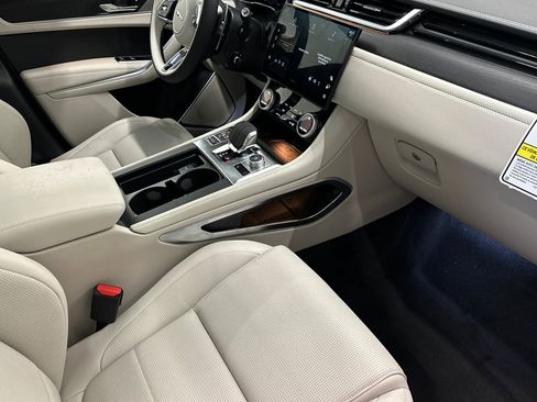New 2026 Jaguar F-PACE R-Dynamic S AWD/4WD image 29