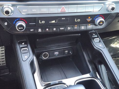 Certified 2024 Kia Telluride SX Prestige X-Pro AWD/4WD image 21