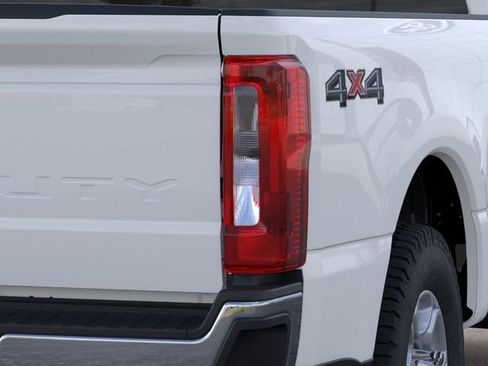 New 2026 Ford F350 4x4 SuperCab Super Duty image 21