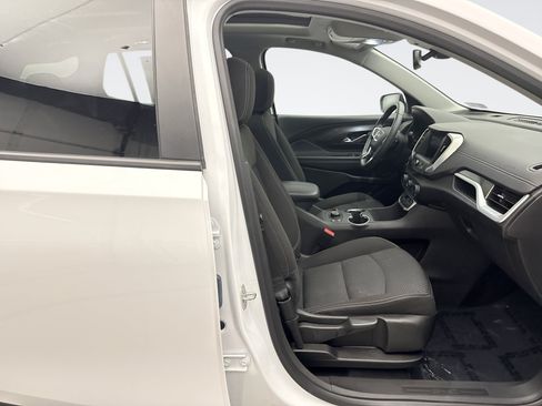 Used 2023 GMC Terrain SLE w/ Driver Convenience Package AWD/4WD image 16