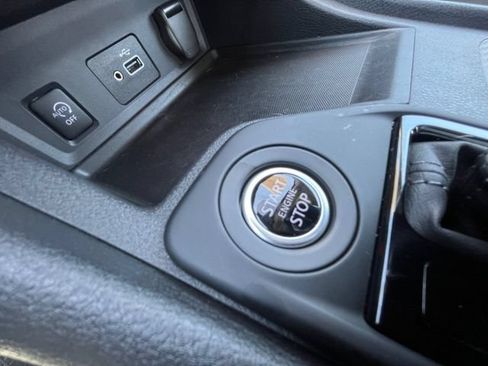 Used 2025 Nissan Sentra S FWD image 27