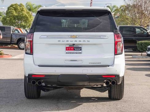 Used 2023 Chevrolet Suburban Premier image 5