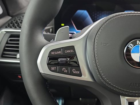 New 2026 BMW X5 M60i w/ Executive Package AWD/4WD image 17