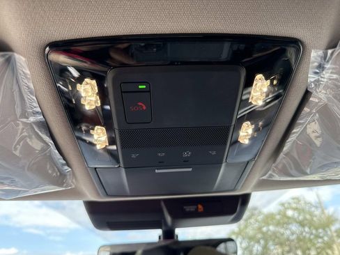 New 2026 Mitsubishi Outlander SE FWD image 42