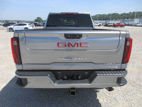 New 2026 GMC Sierra 2500 Denali w/ Denali Reserve Package AWD/4WD image 6