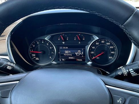 Used 2023 Chevrolet Equinox LT w/ Driver Convenience Package image 19