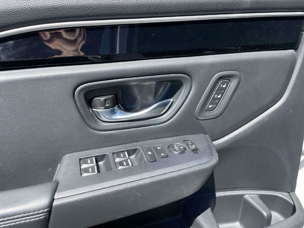 Certified 2025 Honda Pilot EX-L image 17