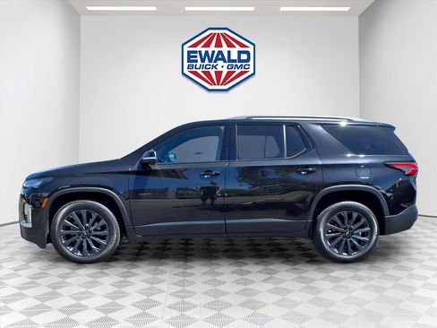 Used 2023 Chevrolet Traverse RS w/ LPO, Floor Liner Package AWD/4WD image 2