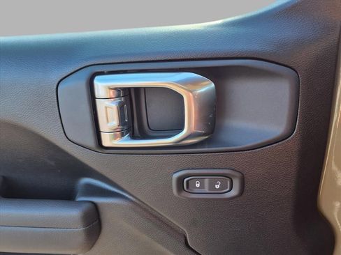 New 2026 Jeep Gladiator Sport image 16